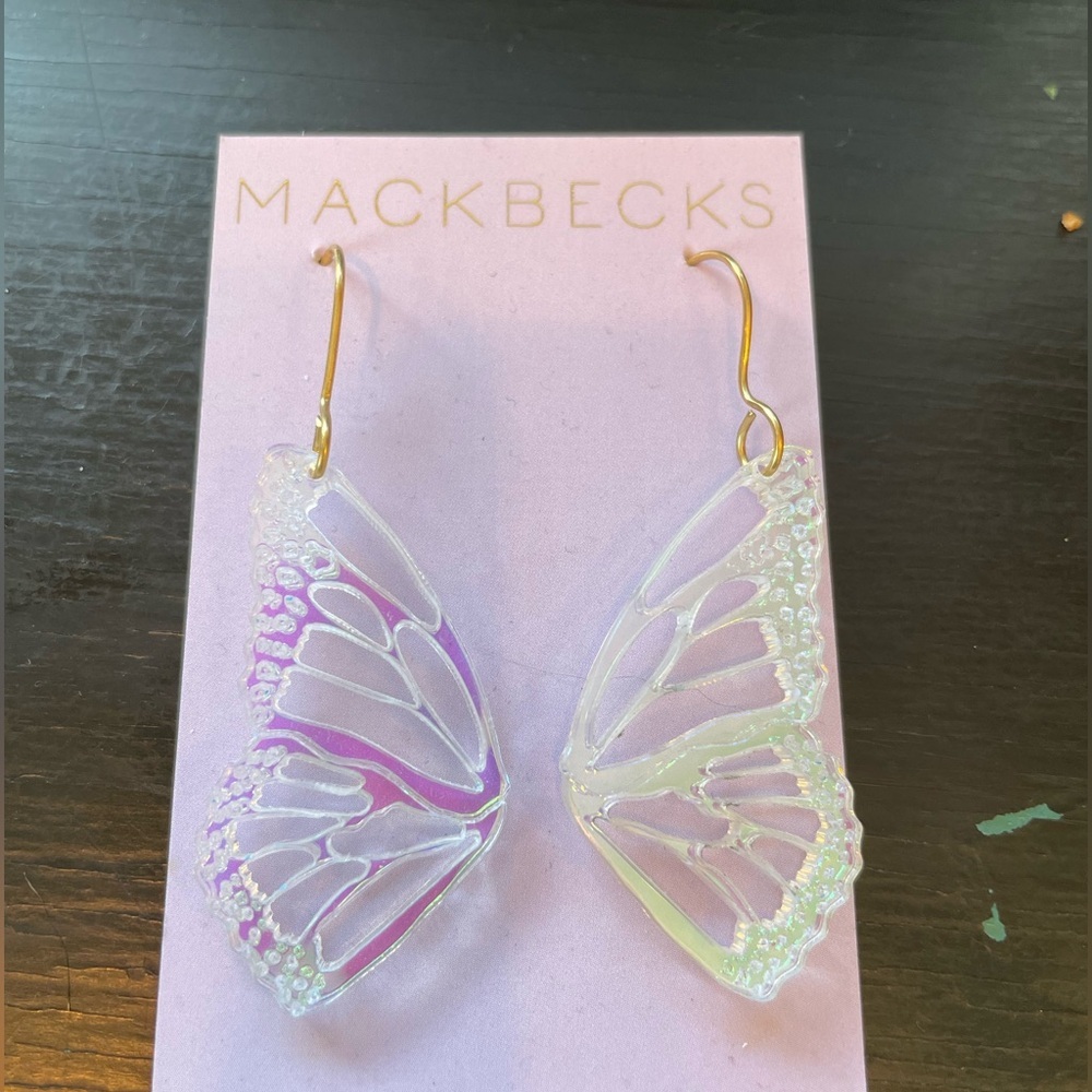 NWT Mackbecks Butterfly Wing Earrings